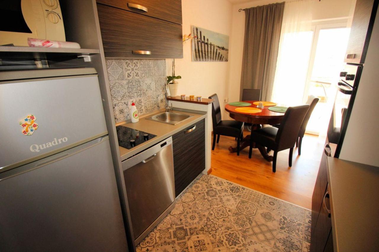 House Dragica Lägenhet Novi Vinodolski Exteriör bild